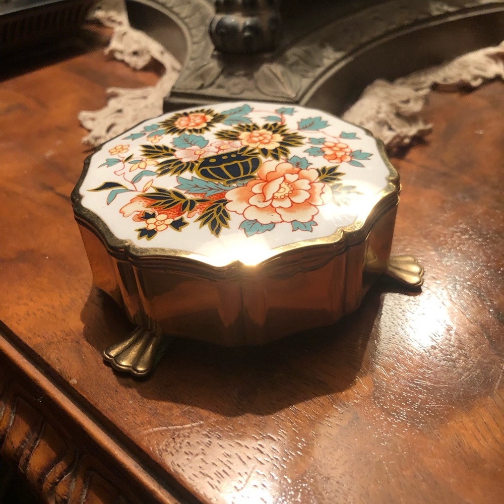 Vintage STRATTON Enameled Trinket Box Holder